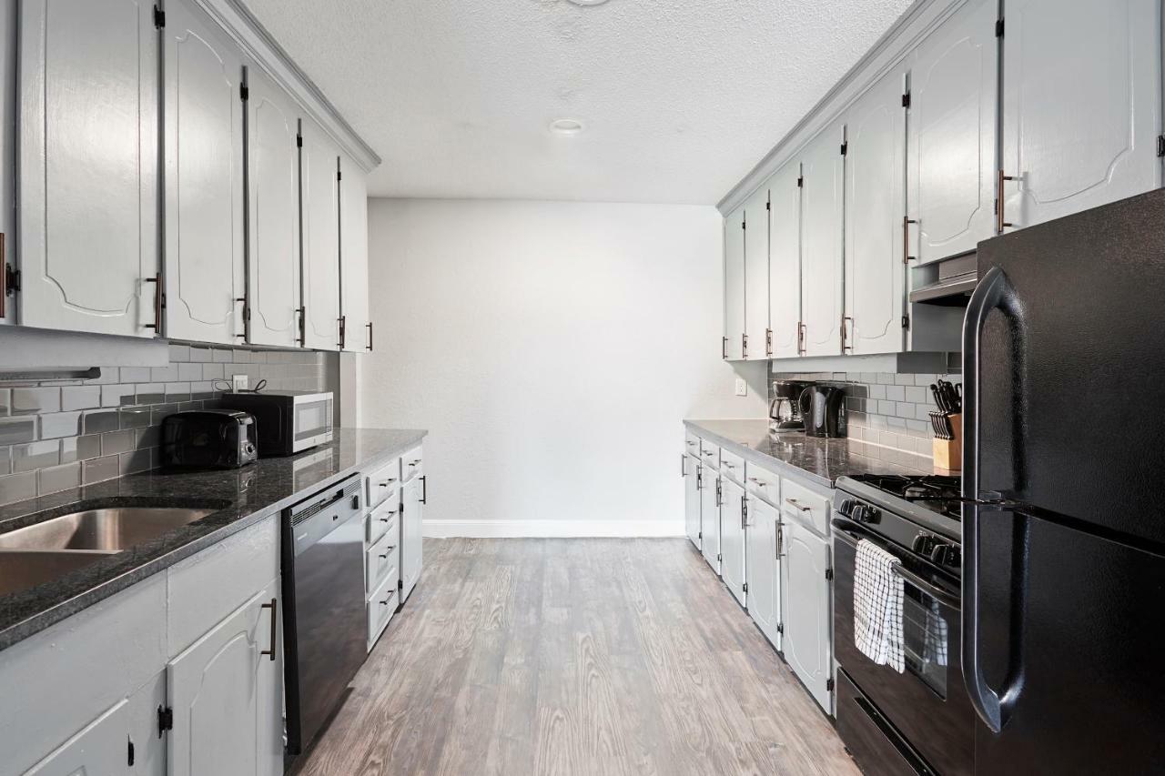 Duchele Apart otel Houston Dış mekan fotoğraf